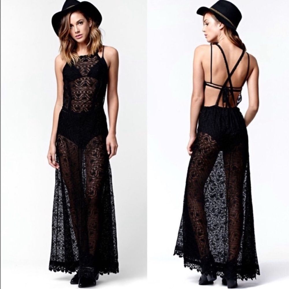 Kendall & kylie black lace maxi dress